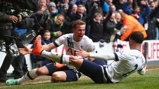 Harry Kane nets stunning strike for Tottenham, Twitter erupts