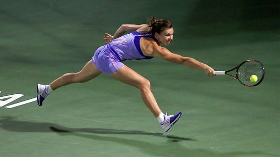 Halep advances to semifinal against Wozniacki in Dubai