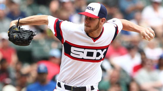 MLB commentator mocks Chris Sale by cutting tie on-air
