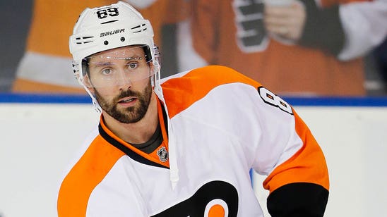 Blue Jackets sign center Sam Gagner