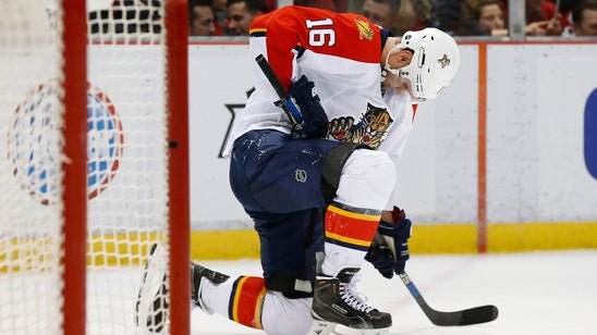 Panthers' Aleksander Barkov leaves Monday's game with injury