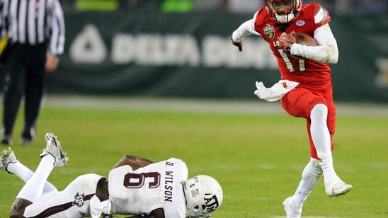 Louisville's James Quick Makes Catch with Knees vs. Florida State