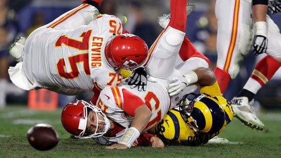 Mahomes' six TDs overshadowed by five turnovers in Chiefs' loss to Rams