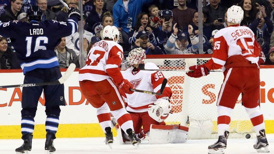 Howard pulled again as Red Wings fall to Jets 4-1