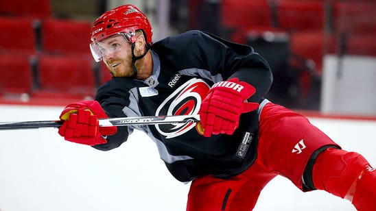 Hurricanes' Wisniewski expected to miss six months with torn ACL