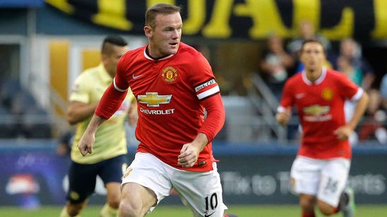 Manchester United trust Rooney to handle striker duties