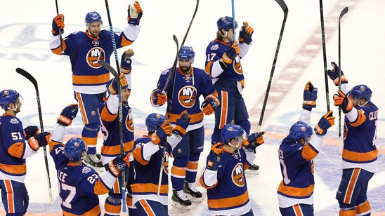 Islanders double-up Jets, get first win in Brooklyn