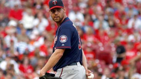 Twins' pitching woes return in loss to Reds