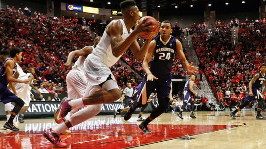 Shepard leads Aztecs over Huskies, into NIT quarterfinals