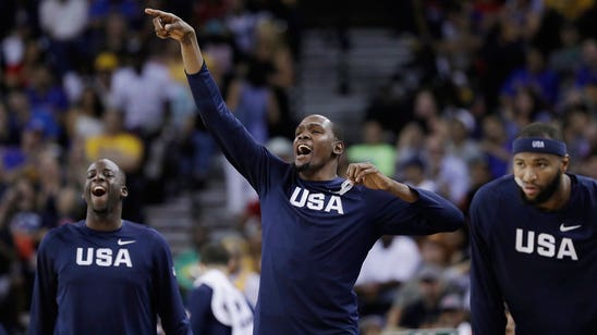 Kevin Durant puts on a show before new home crowd