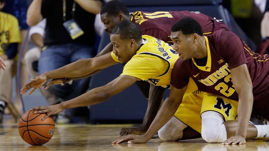 Mason scores 25, but Gophers fall 74-69 to Michigan