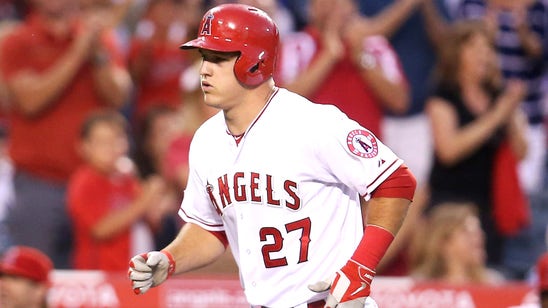 Mysterious sore heel forces Angels' Trout to miss first game of 2015