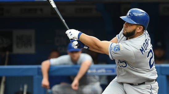 Royals fall to Blue Jays 5-2 in opener of four-game series