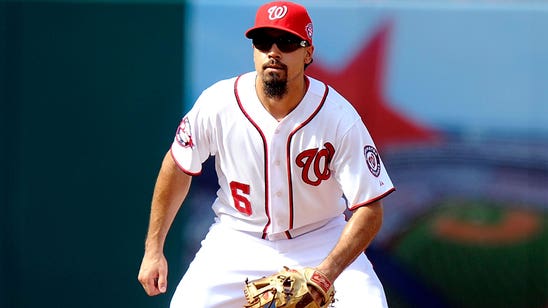 Rendon to return to third base for Nats in 2016