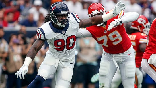Clowney, Crick day-to-day for Texans