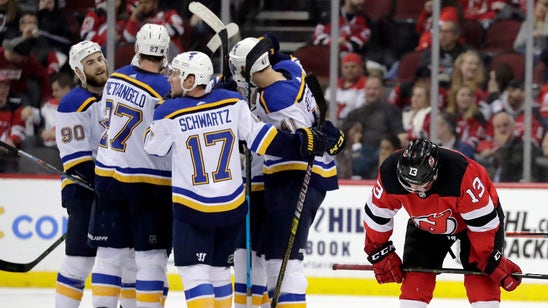 Dunn's goal lifts Blues to 3-2 overtime win over Devils