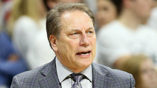 Tom Izzo destroys his clipboard and then calls out Michigan State's fans