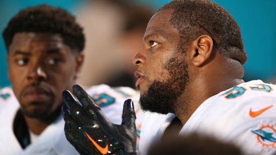 Dolphins HC Dan Campbell keeps four empty lockers between Suh, Wake