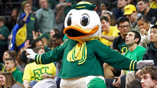 Ducks unveil unreal uniforms for 'Civil War' game vs. Oregon State