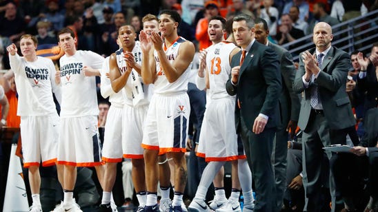 Virginia basketball team 'kneels for injustice, equality'