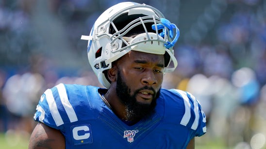 Colts linebacker Leonard returns to practice after missing two games