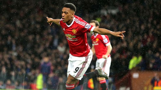 Manchester United edge Swansea to end winless run