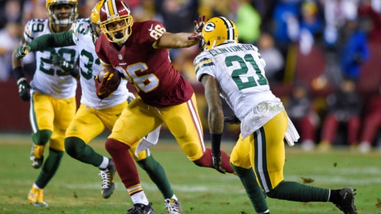 In playoff mode, Aaron Rodgers, Packers beat Redskins 35-18