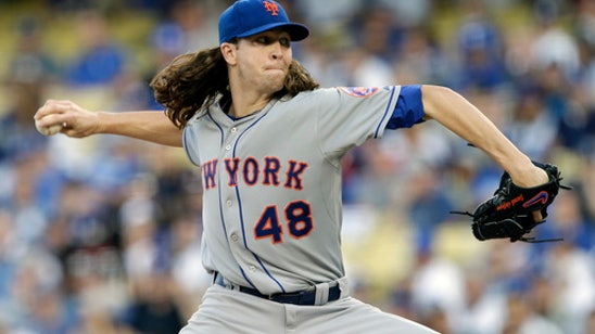 Mets renew Jacob deGrom's contract for $607K after impasse