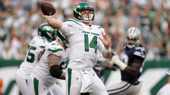 Darnold throws 2 TDs in return, Jets edge Cowboys 24-22