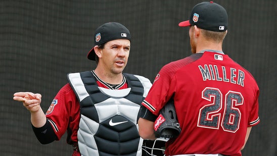 D-backs option Gosewisch to minors, tap Herrmann as backup catcher