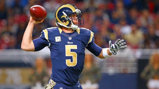 Rams' Fisher sticking by Foles despite another listless performance