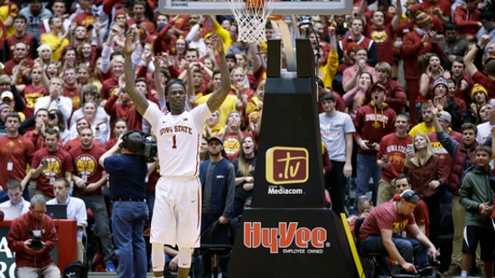 No. 19 Iowa State knocks off No. 1 Oklahoma 82-77