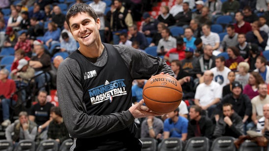 Chauncey Billups discusses the Pistons drafting Darko Milicic over Carmelo Anthony