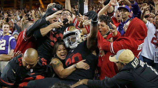 LeBron James congratulated Carlos Hyde after big Week 1 performance