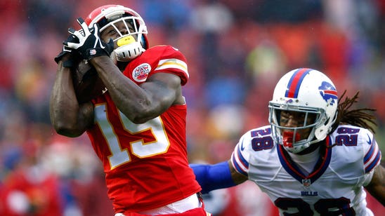 Chiefs hold off Bills for fifth straight win of the season