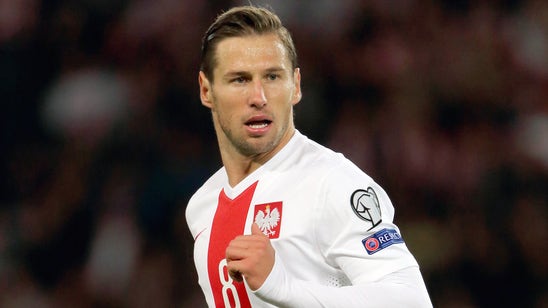 Arsenal set to launch bid for Sevilla's Grzegorz Krychowiak