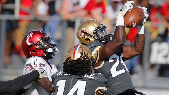 UCF cashes in on turnovers, beats Cincinnati to be come bowl eligible