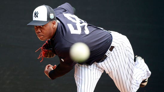 Aroldis Chapman pitches look ridiculously fast even in slow motion