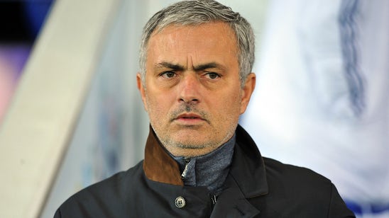 Mourinho faces massive pay cut to land Manchester United job