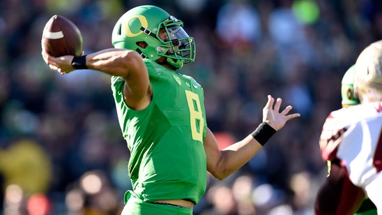 Ducks listed at 3/1 odds to make College Football Playoff