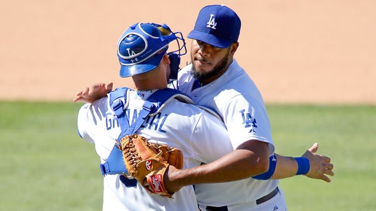 Dodgers closer Jansen welcomes baby boy, notches save on same day