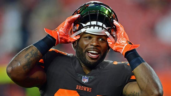 Jaguars trade 5th-round draft pick for Browns RB Carlos Hyde