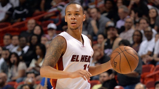 Magic acquire Shabazz Napier from Heat