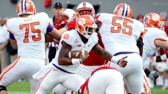 Watson carries No. 3 Clemson past N.C. State to stay perfect