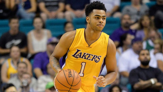 Lakers' Scott sends Russell back to bench with Clarkson healthy