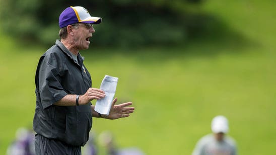 Minnesota Vikings turn to Turner tandem for Teddy's development