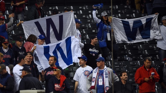 Cubs fan saves beer 32 years for World Series title (Video)