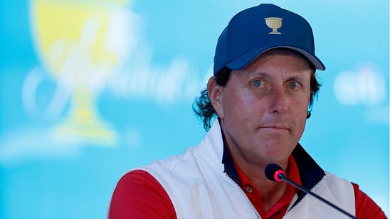 Mickelson brain fart sets U.S. back in Presidents Cup