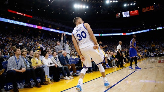 Curry drops 34 in 3 quarters, Warriors push home win streak to 50