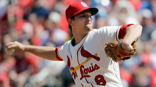 Leake's seven shutout innings lead Cards to victory